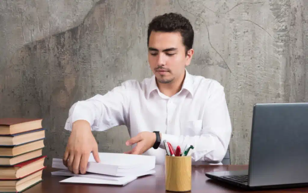 How to End an Assignment Effectively (With Examples)